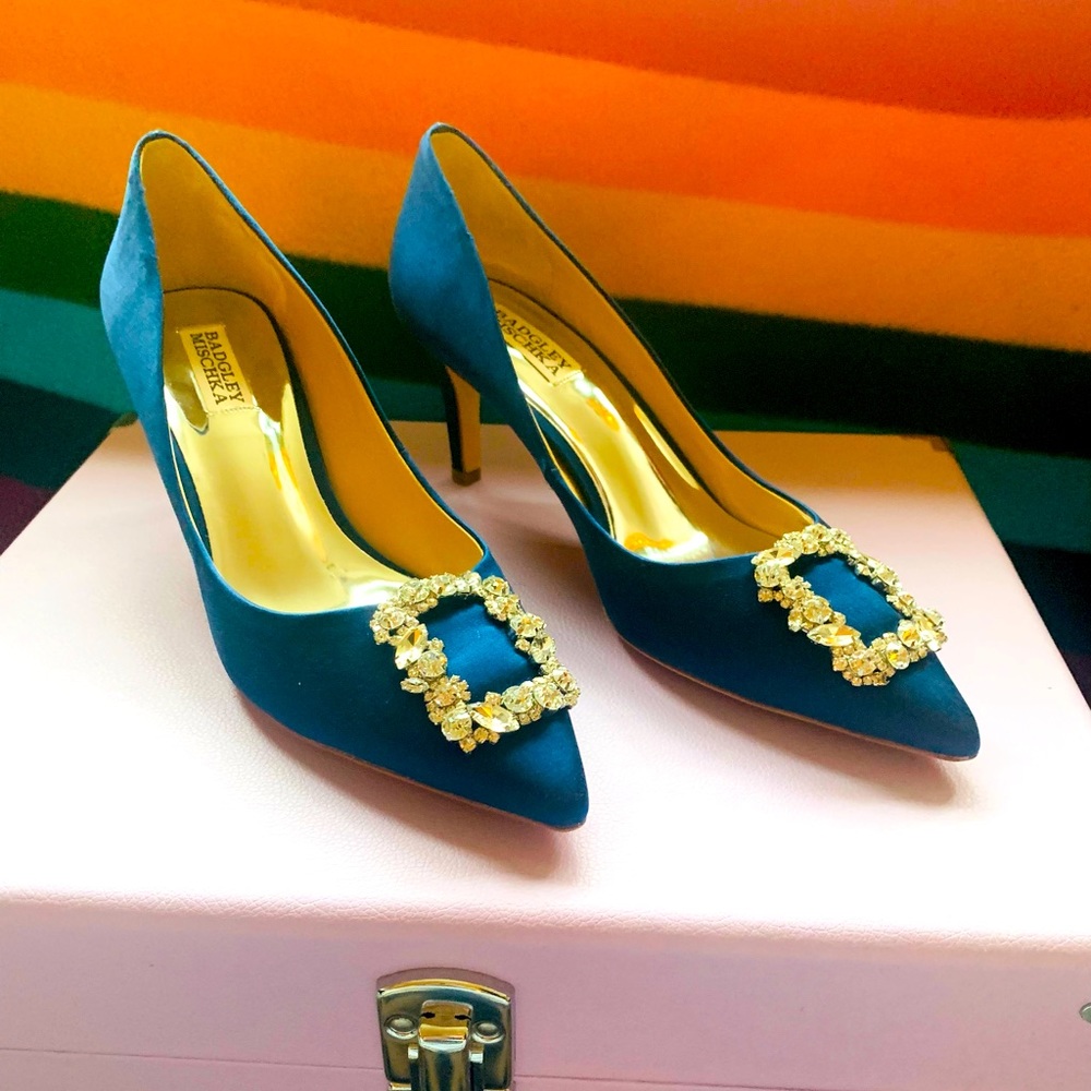 NEW Badgley  Mischka Cher Pumps
